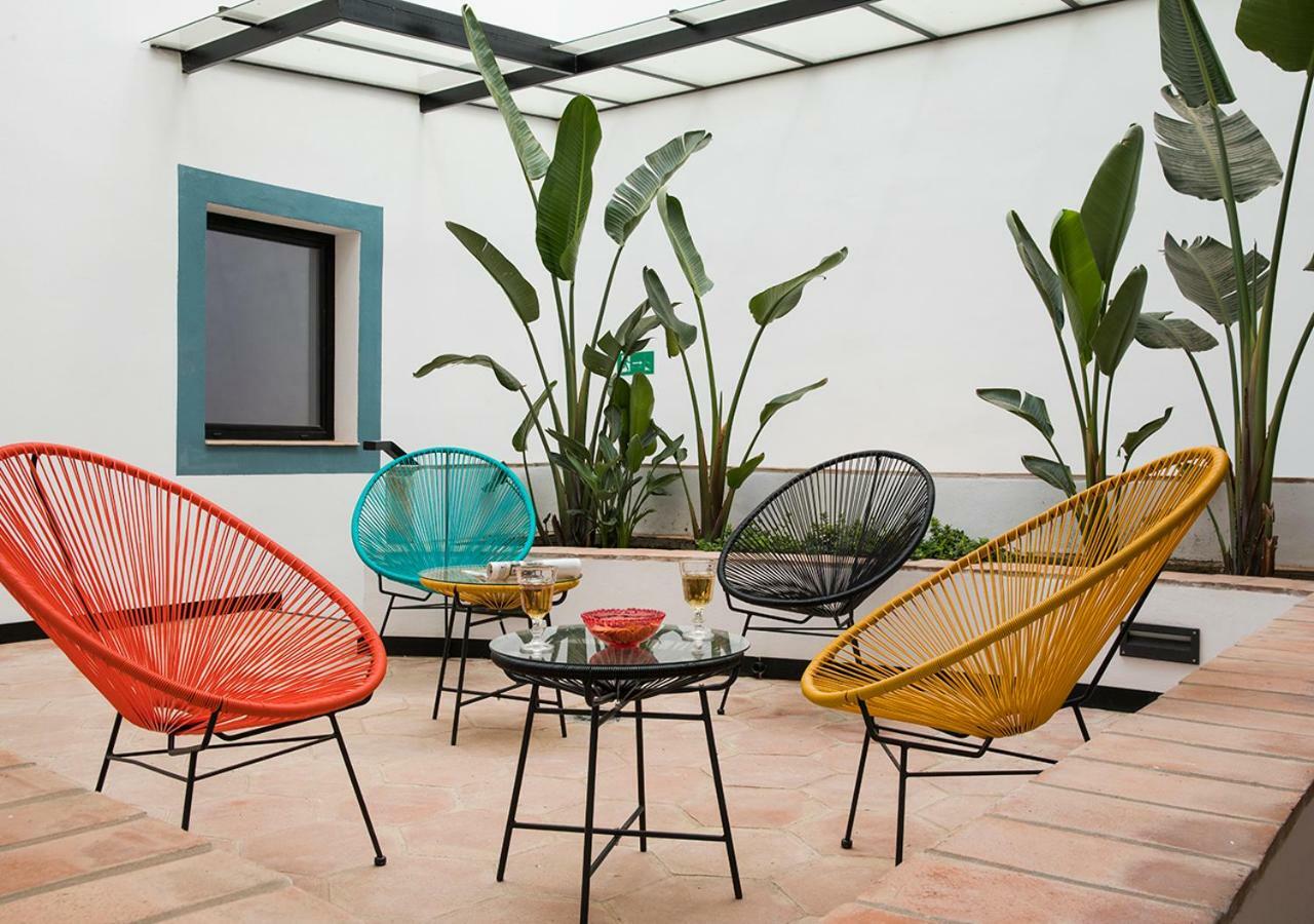 Feria Pool & Luxury Lägenhet Sevilla Exteriör bild